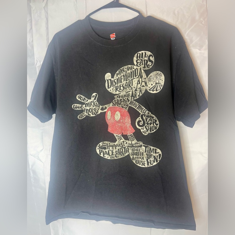 Walt Disney World Hanes Mickey Mouse Tee Shirt Black Graphic Print Size Large